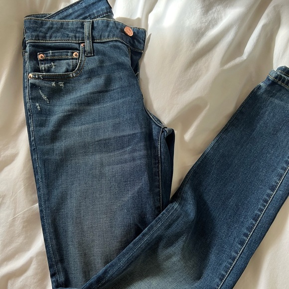 Aritzia The Casting Jeans ( Mid-rise Skinny) - Picture 3 of 5